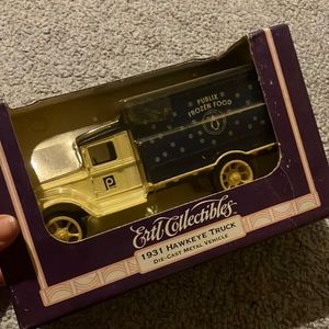 1931 Hawkeye truck, diecast metal vehicle Publix frozen food